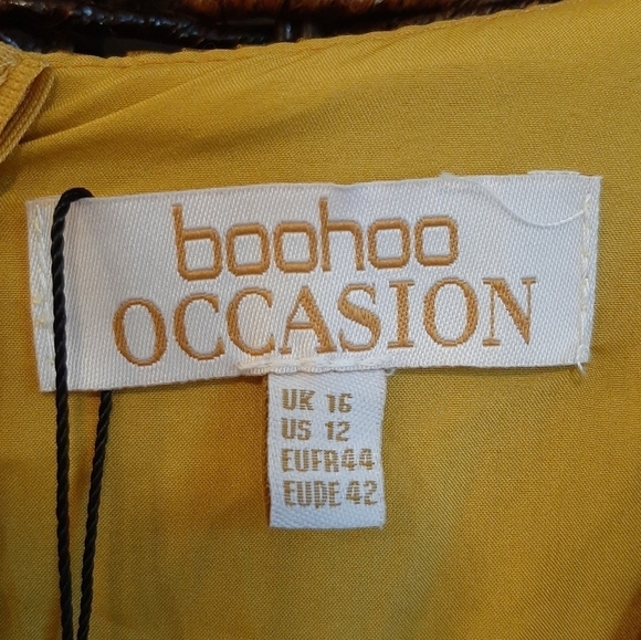 NWT Boohoo Occasion Dress Women's 12 Midi Pleated Wedding Guest Event Formal - Picture 4 of 7